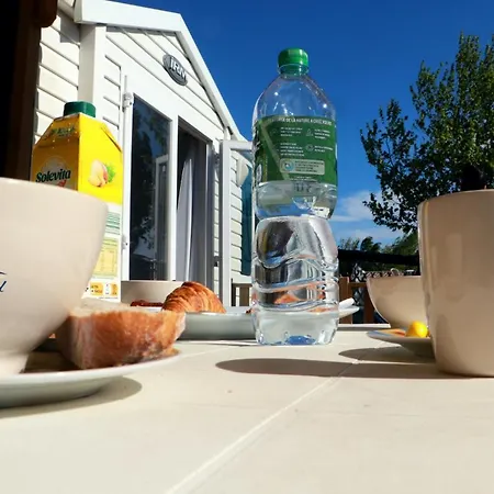 Mobilhome « Destination De Vacances» *