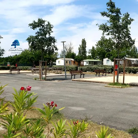 Mobilhome « Destination De Vacances» *